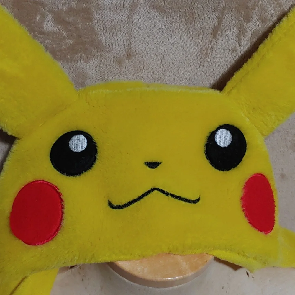 Pikachu hat - Picture 2 of 4